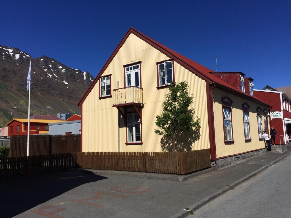 Guesthouse Gamla Ísafjörður Exterior foto